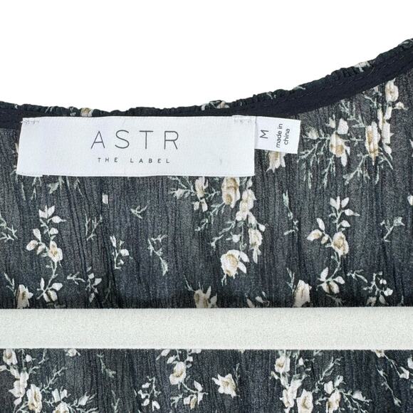 ASTR The Label Black Ivory Floral V-Neck Long Sleeve Sheer Crinkle Blouse Size M - Picture 7 of 8